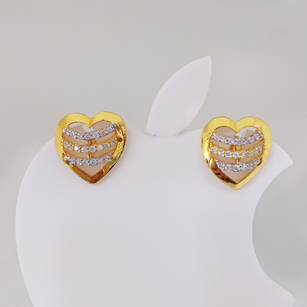 18k Gold Exclusive Heart Shape Earring