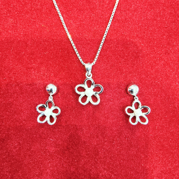 925 silver flower design pearl chain pendant set by 