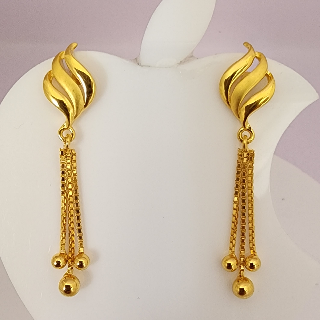 18k gold exclusive plain hanging earring