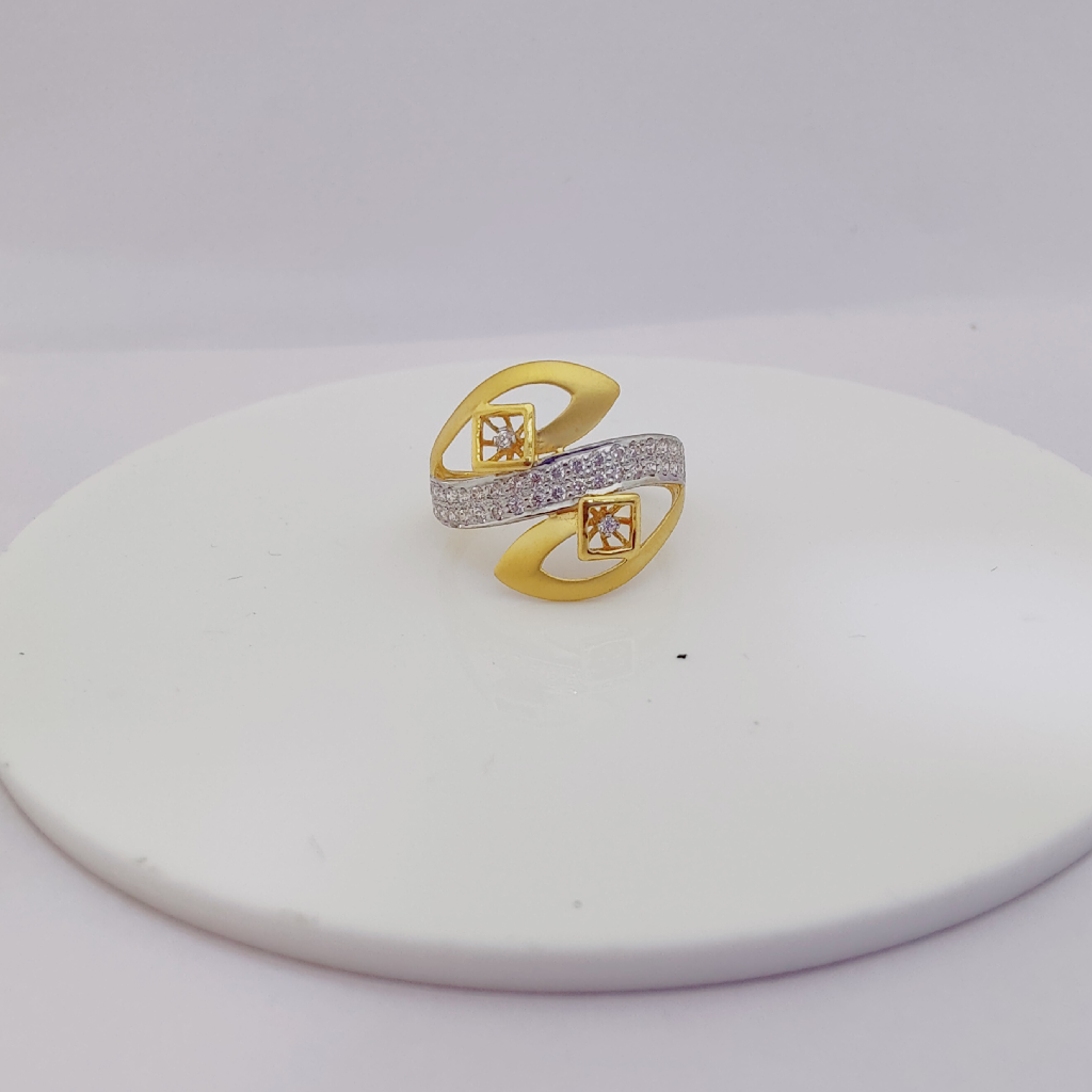 22k gold exclusive stone & mate ladies ring