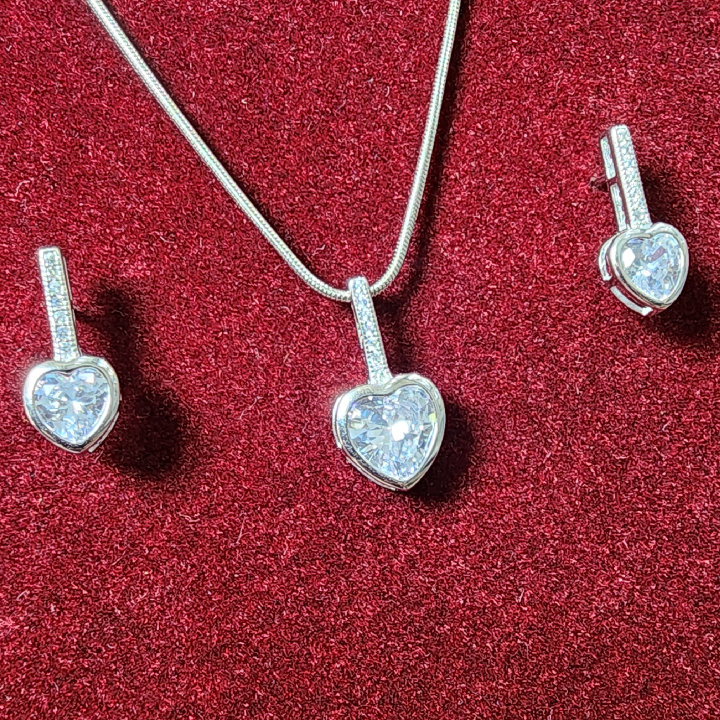 925 Sterling Silver Heart Shape Designs Sturd Necklace