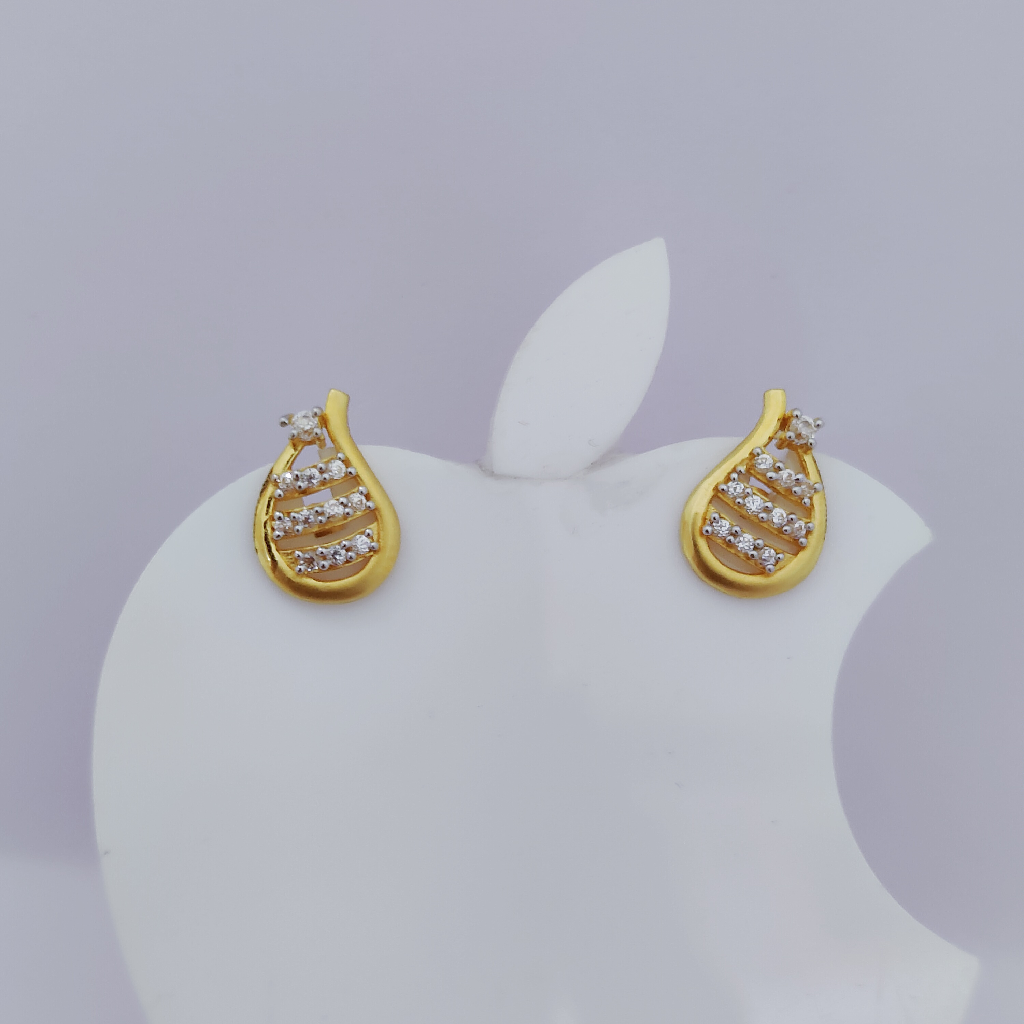 18K Gold Exclusive Stone Earrings