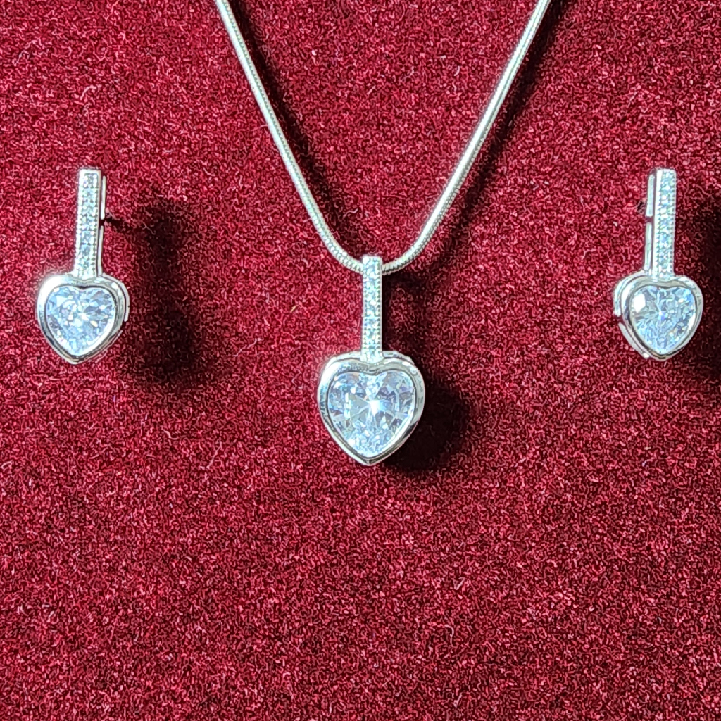 925 Sterling Silver Heart Shape Designs Sturd Necklace