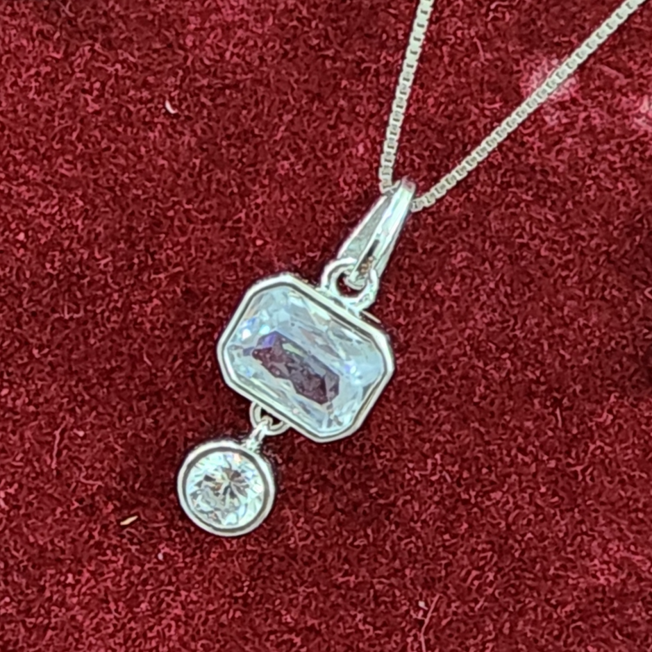 925 silver Exclusive diamond pendant set