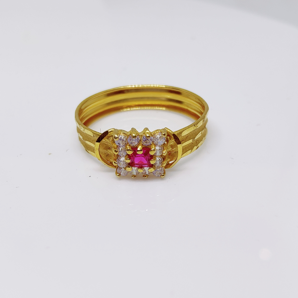 20k gold square diamond ladies ring