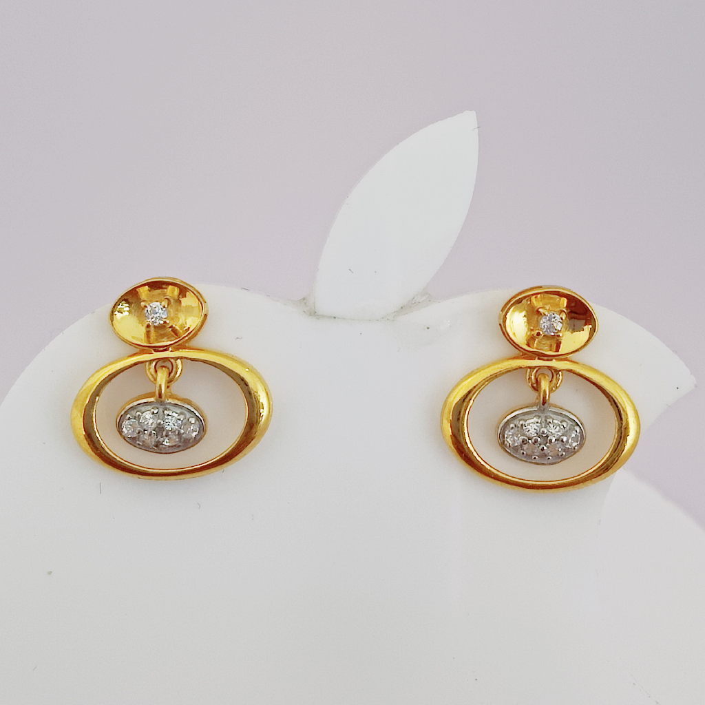 916 Gold Oval Shape Mini Hanging Tops