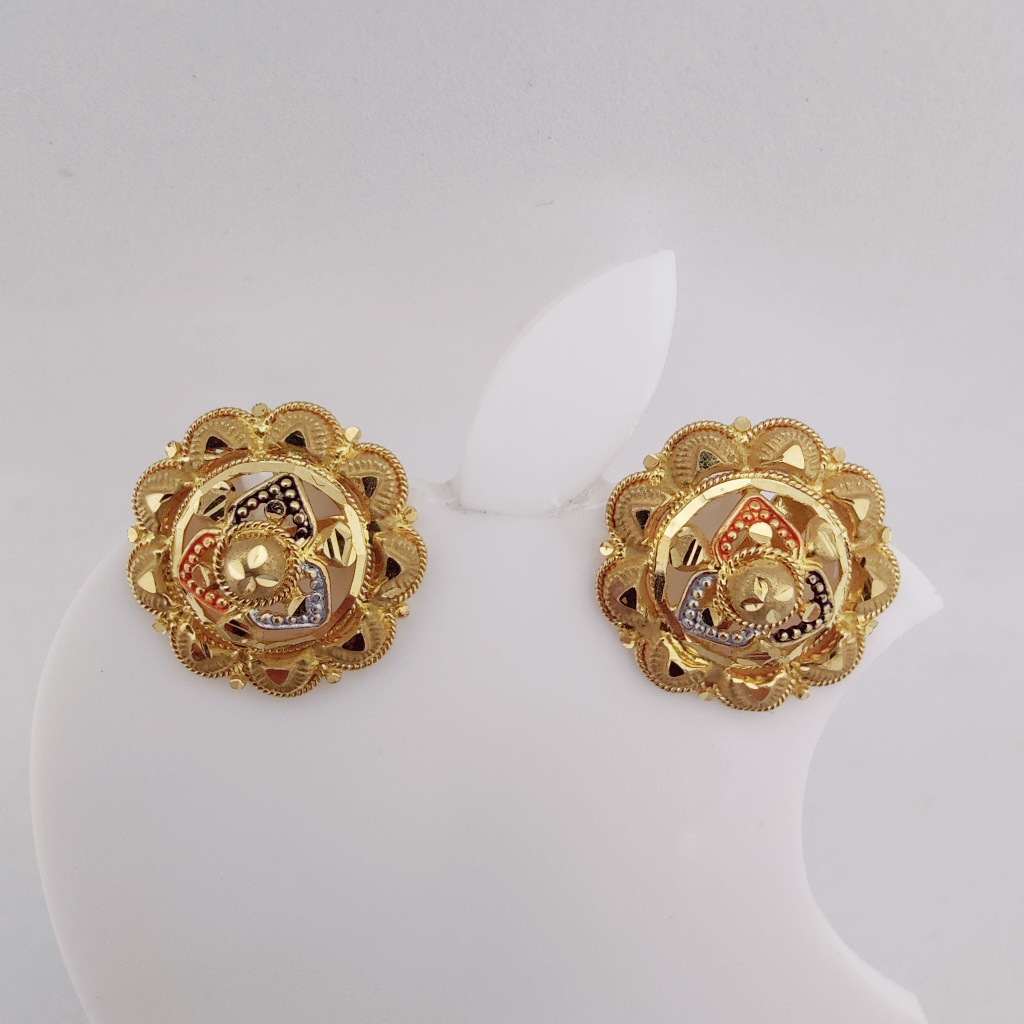 22k Gold Exclusive Round Shape Earring