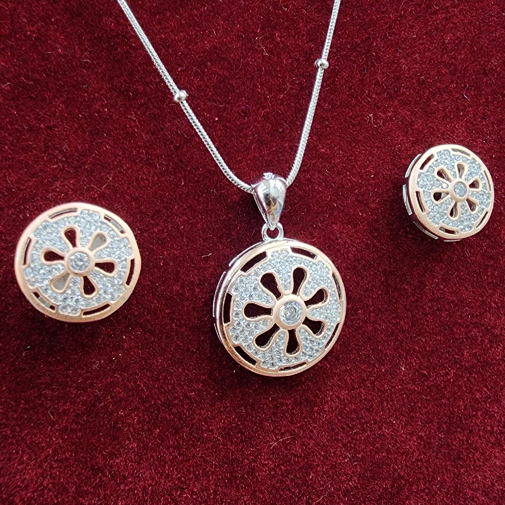 925 Sterling Silver Round Design Pendant Set