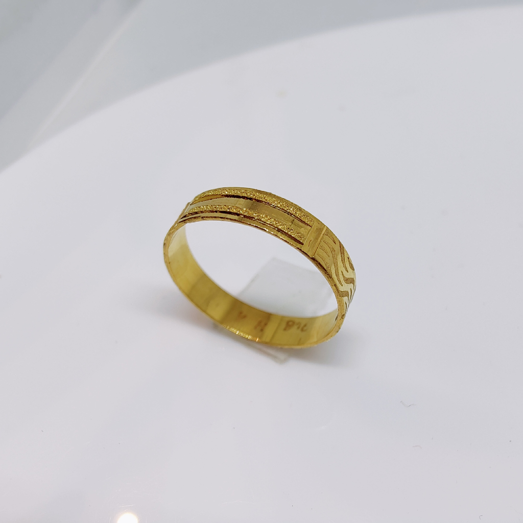 22k gold plain Round nakshi ladies ring