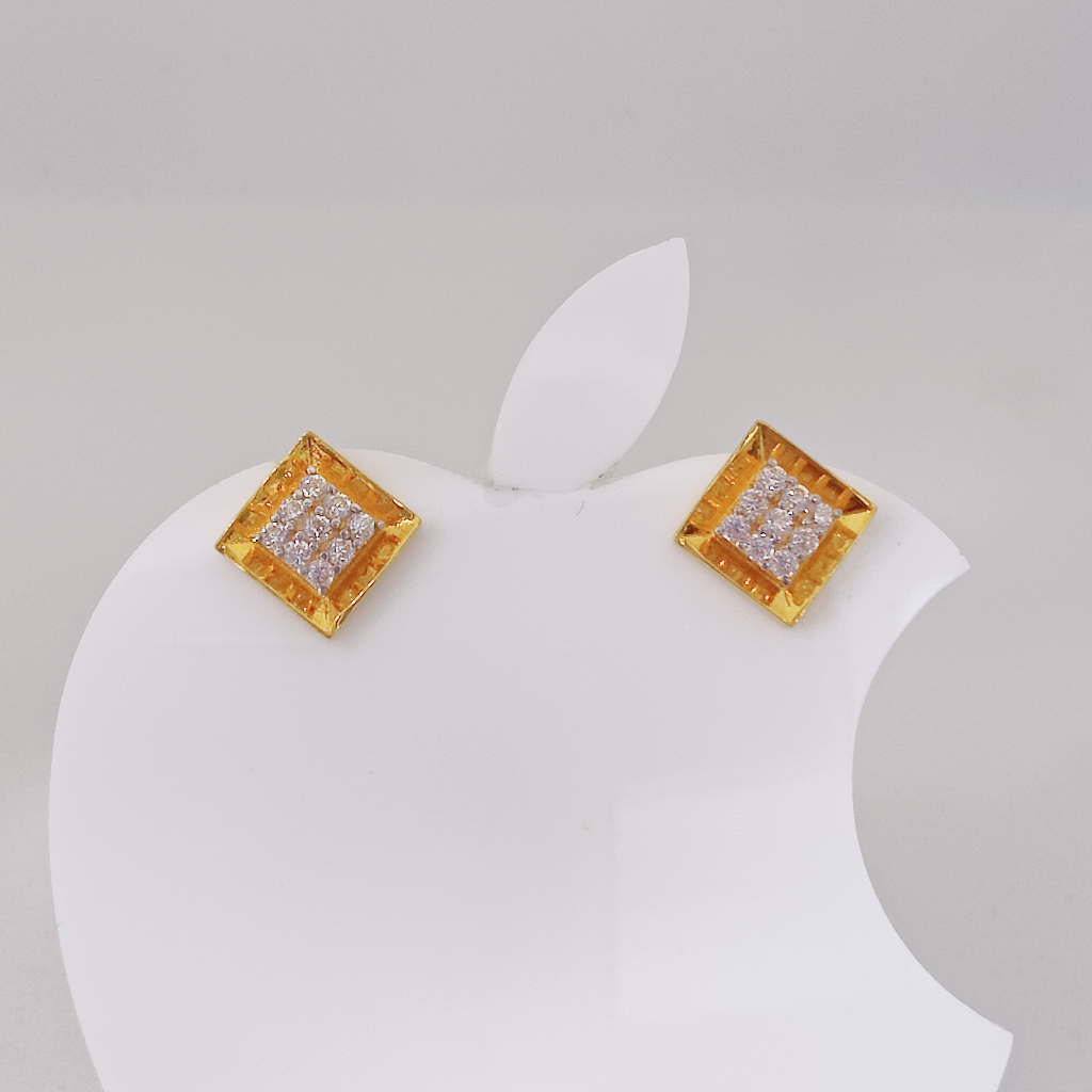 22k gold solitaire square shape exclusive ladies earring