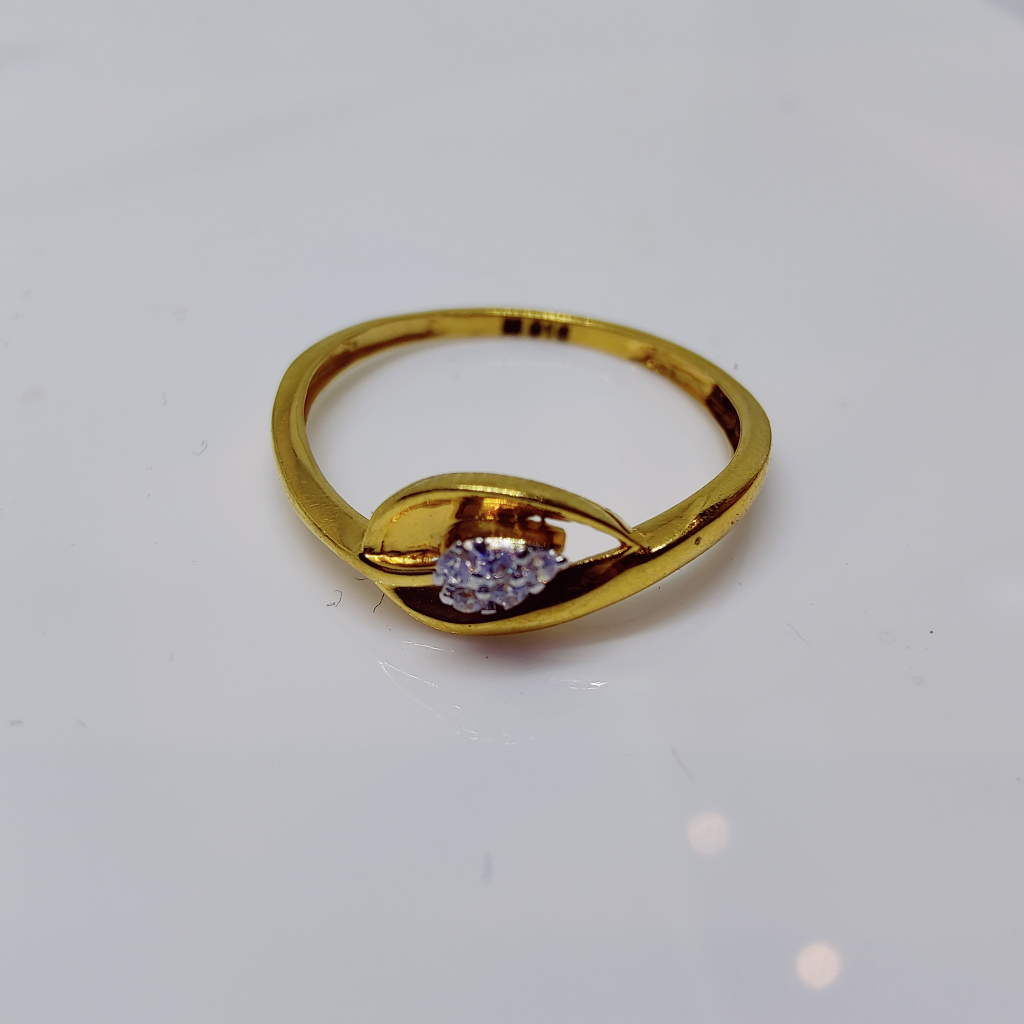Beautiful and Latest simple Gold Ring Design For Girls