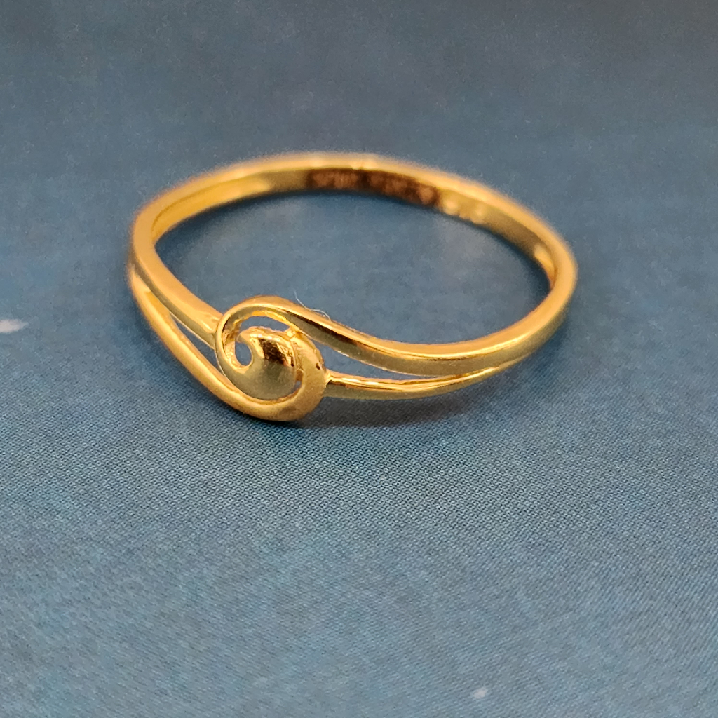 Buy Elegant Swirl Pattern Gold Ring |GRT Jewellers