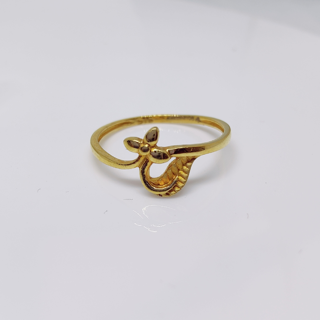 22k gold plain flower design ladies ring