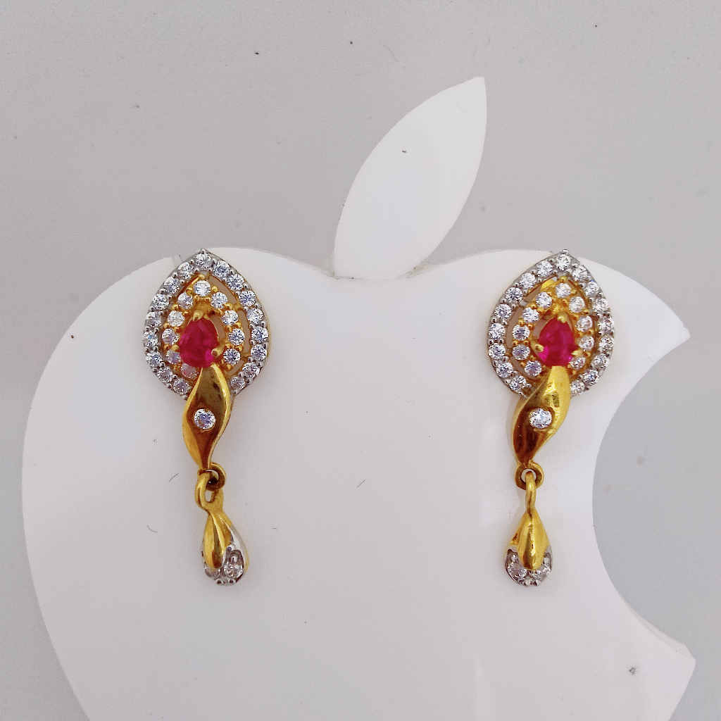 916 Gold Hanging Red Colour Diamond Tops