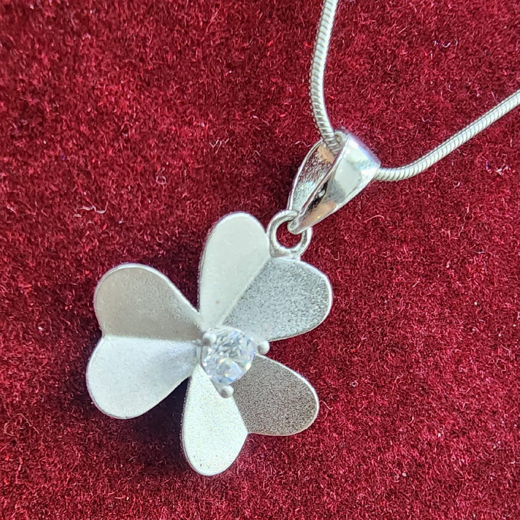 925 Sterling Silver Flower Design Fancy Necklace