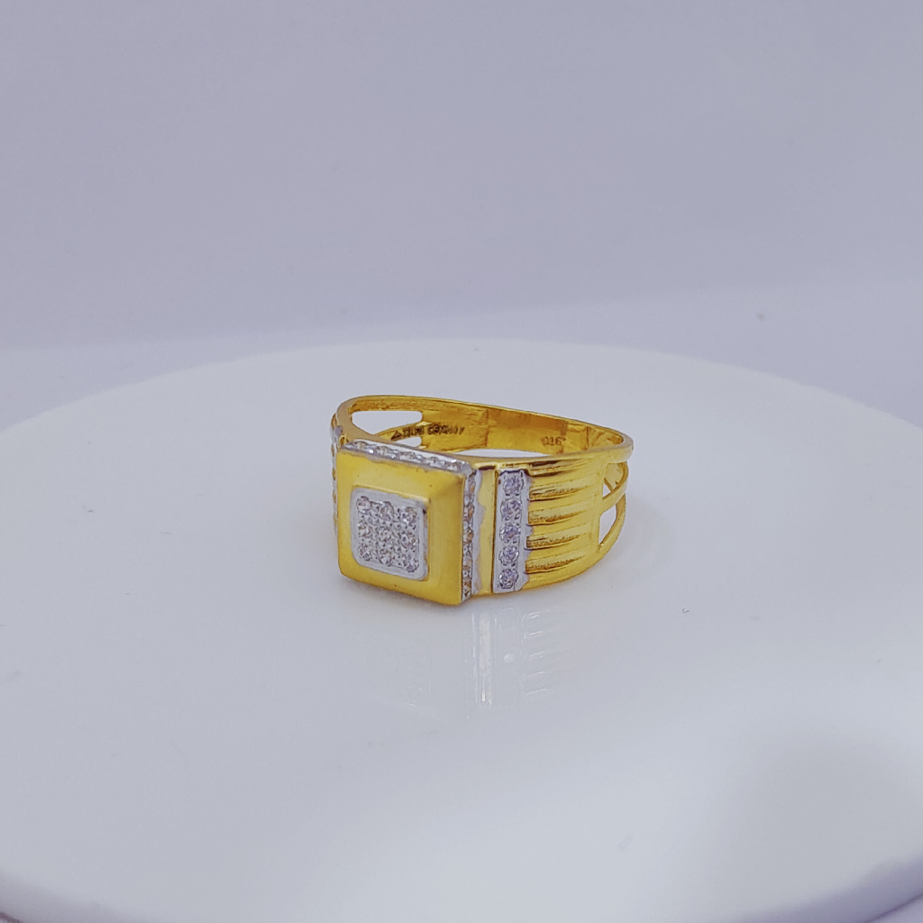 22k gold exclusive casting Gents ring