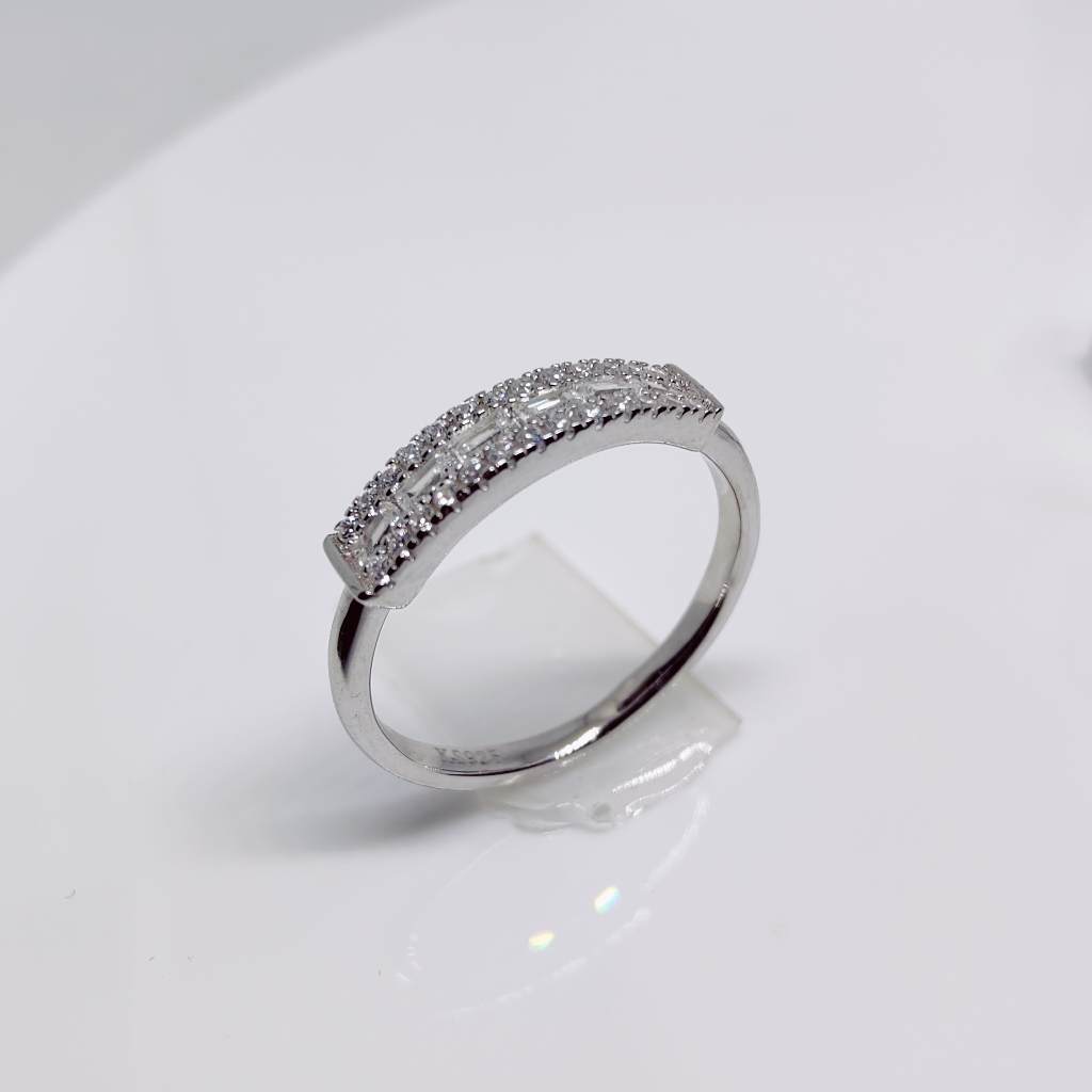 92.5 silver exclusive ladies ring