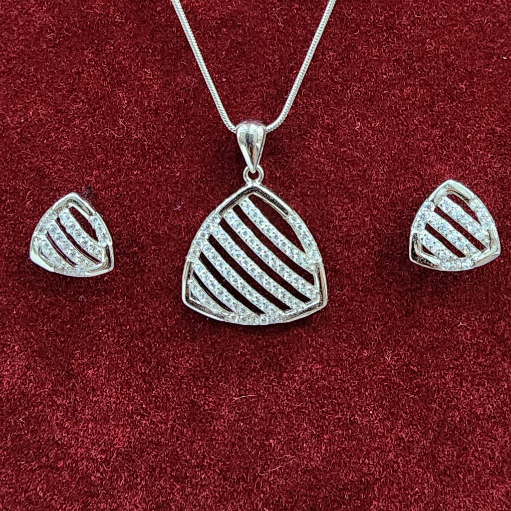 925 Sterling Silver Designer Pendant Set