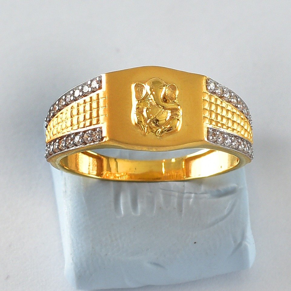 Estate Four Carat Natural Diamond 18K Yellow Gold Ring 11.5 Grams Size -  Ruby Lane