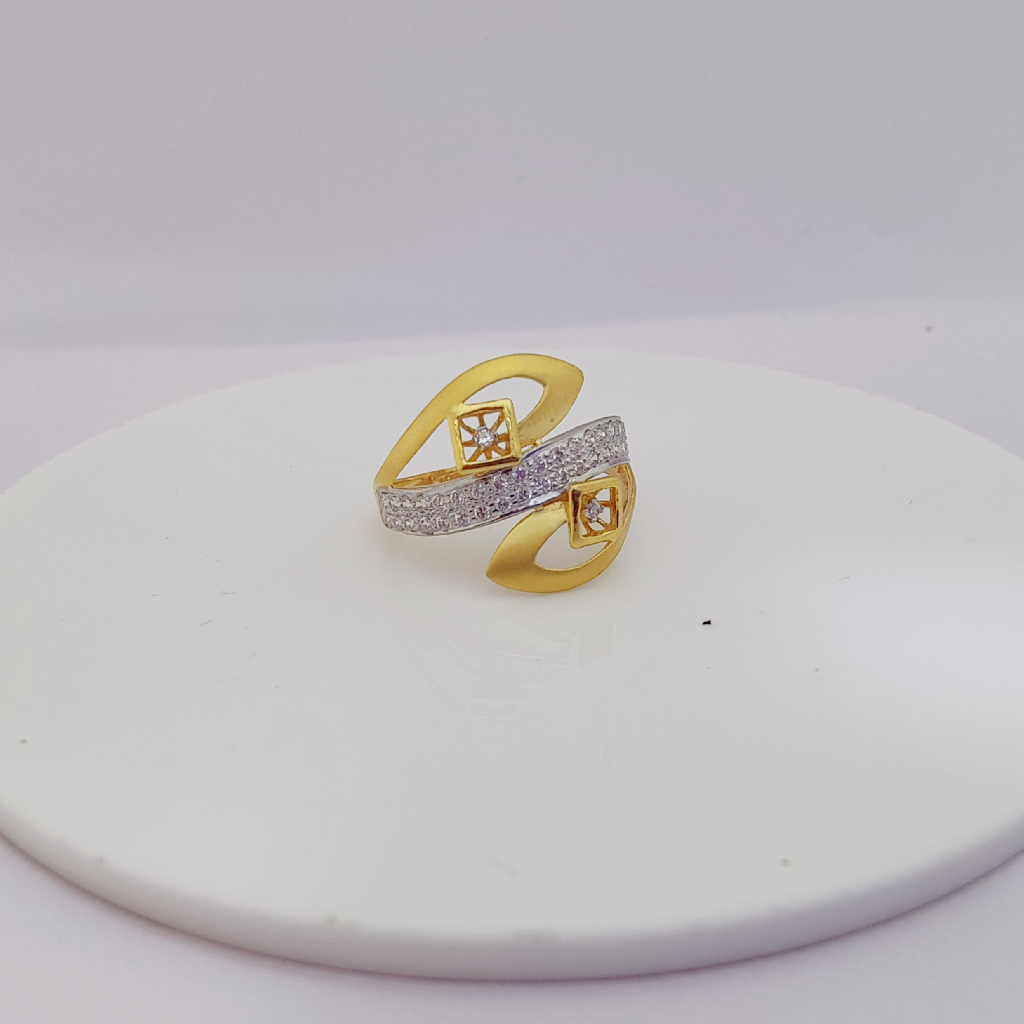 22k gold exclusive stone & mate ladies ring