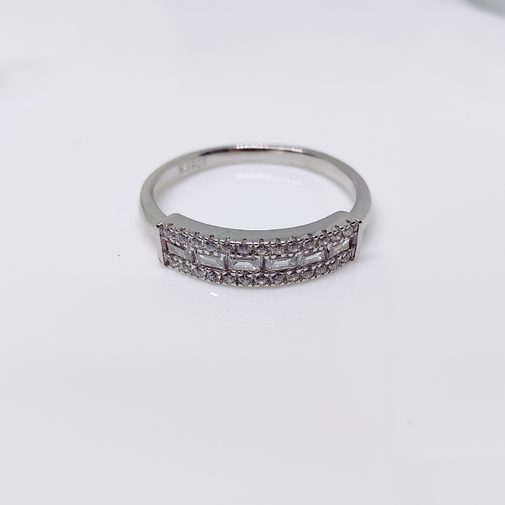 92.5 silver exclusive ladies ring