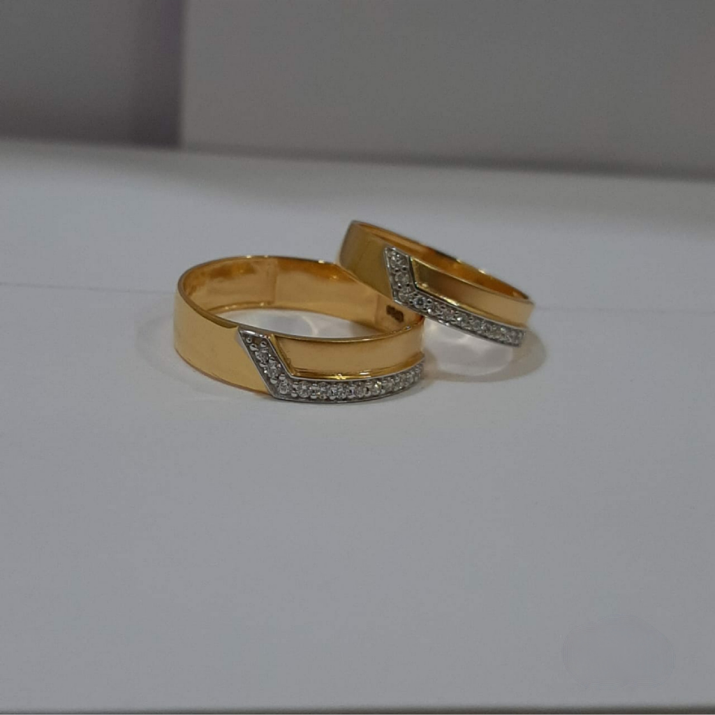 916 gold CZ couple ring