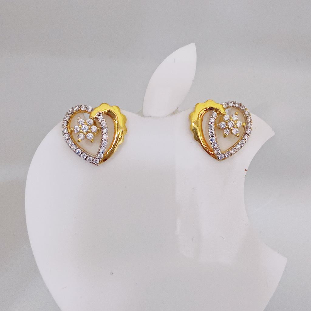 18k gold heart shape ladies earring