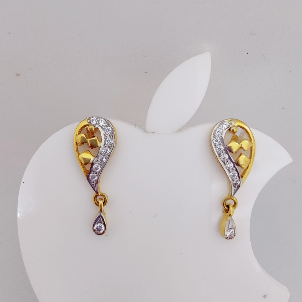 22k gold exclusive stone sitting ladies earring