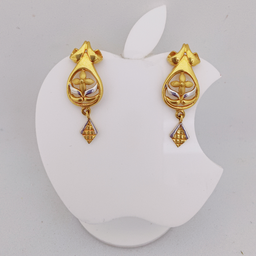 22k Gold Plane Leaf Design Earring