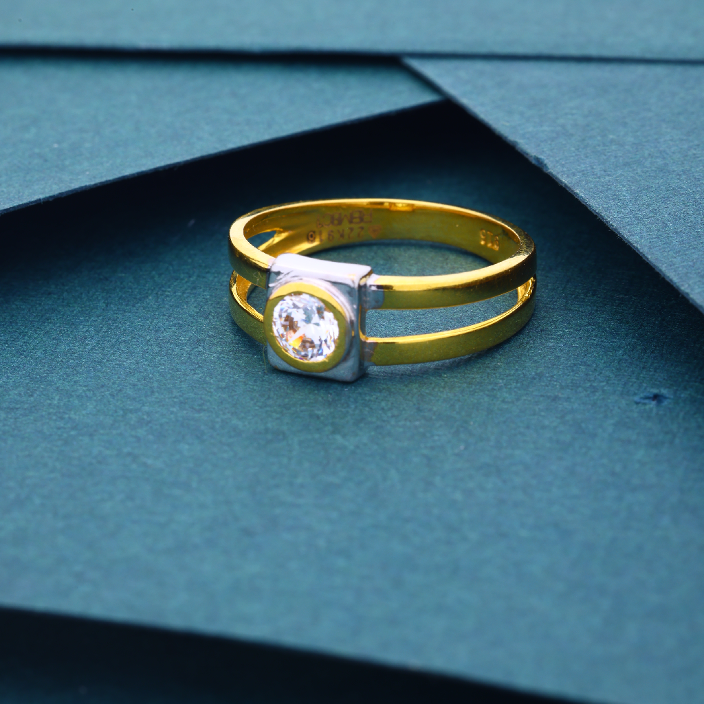 Men's Gold Wedding Band with Triangle Cut Diamond | Jewelry by Johan - 12 -  Jewelry by Johan