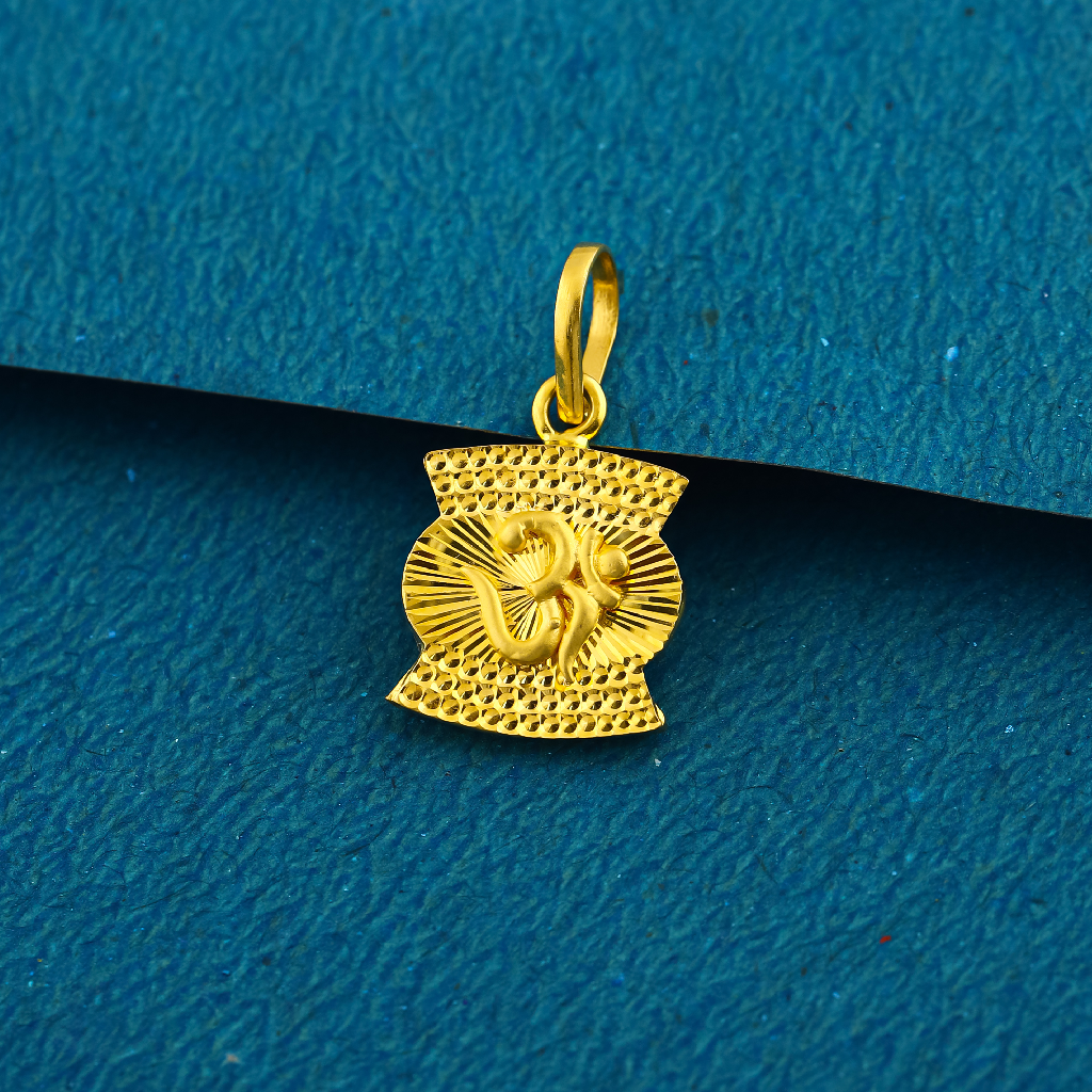 22K OM Design Fancy Nokshi Work Gold Pendant