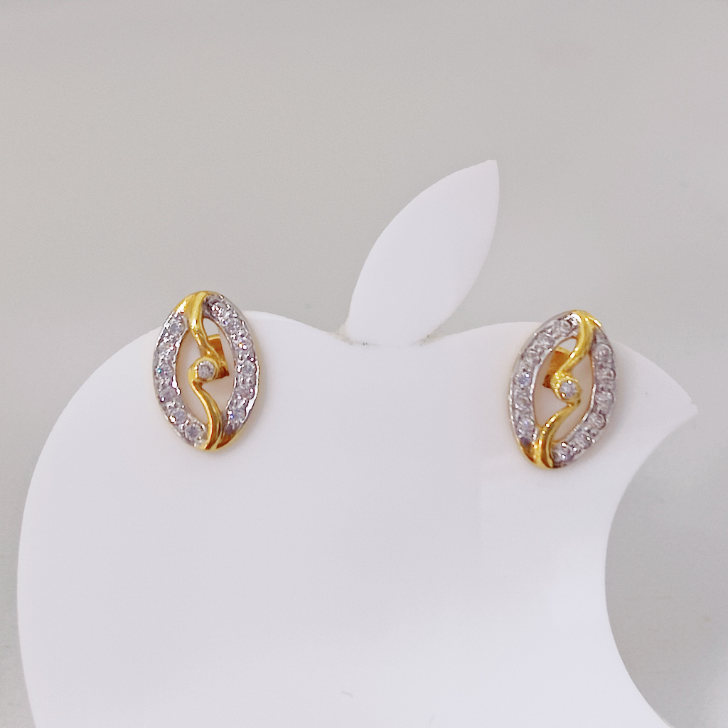 18k gold diamond exclusive ladies earring