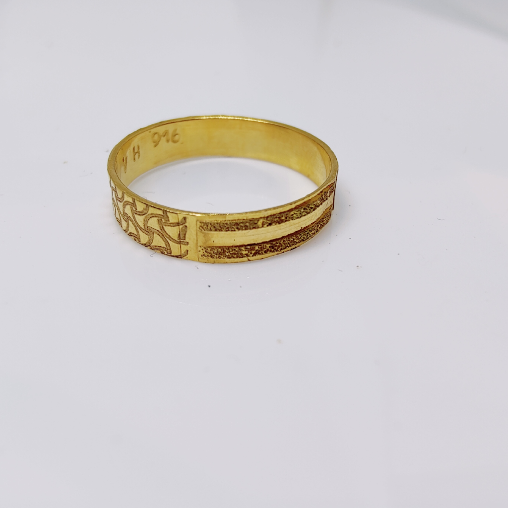 22k Gold Stylish Ring 