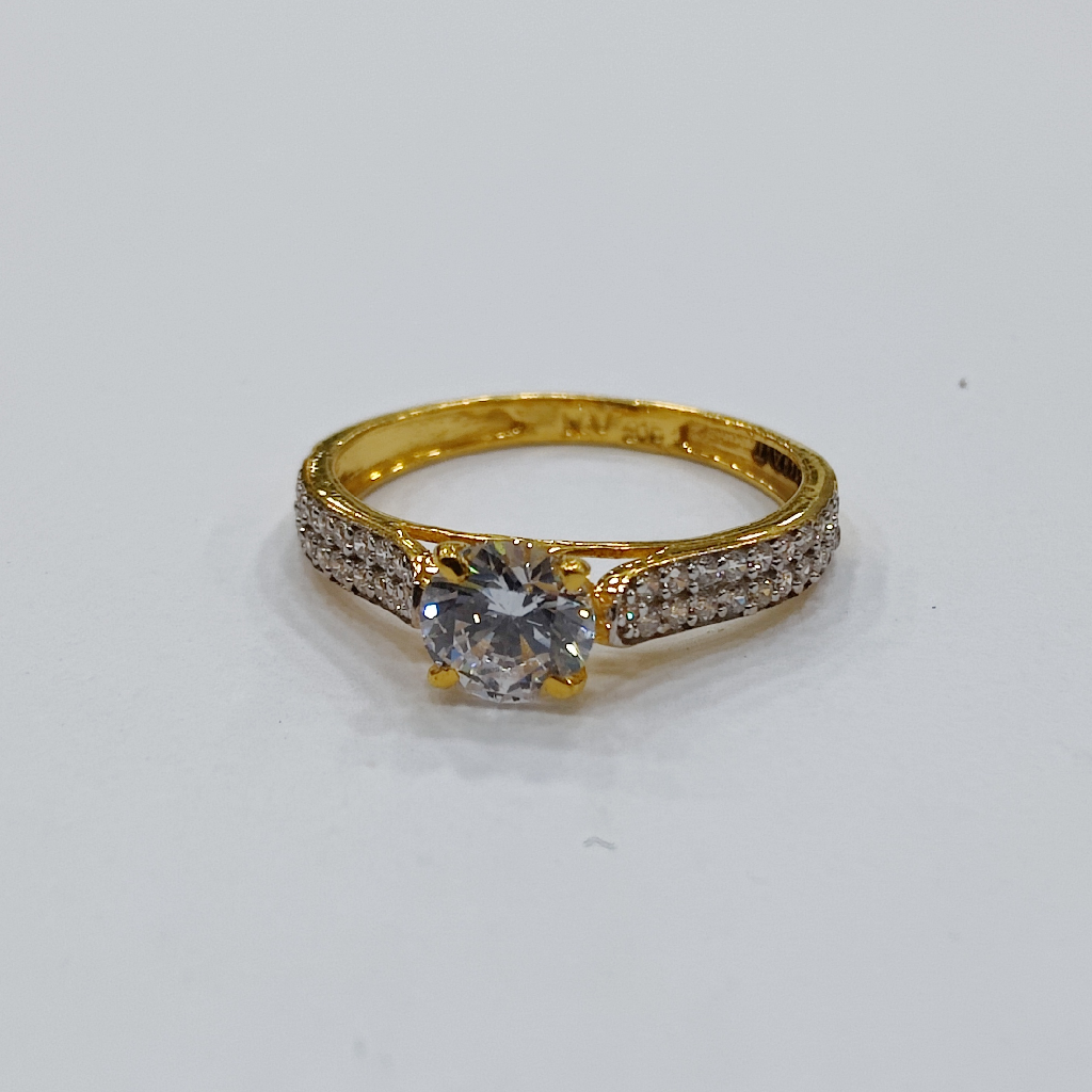 916 GOLD LADIES RING