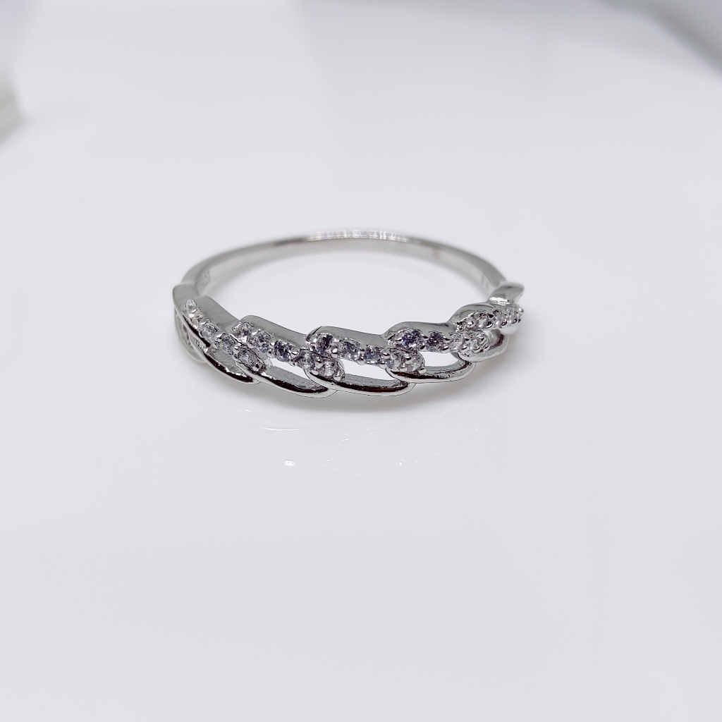 92.5 sterling silver exclusive ladies ring