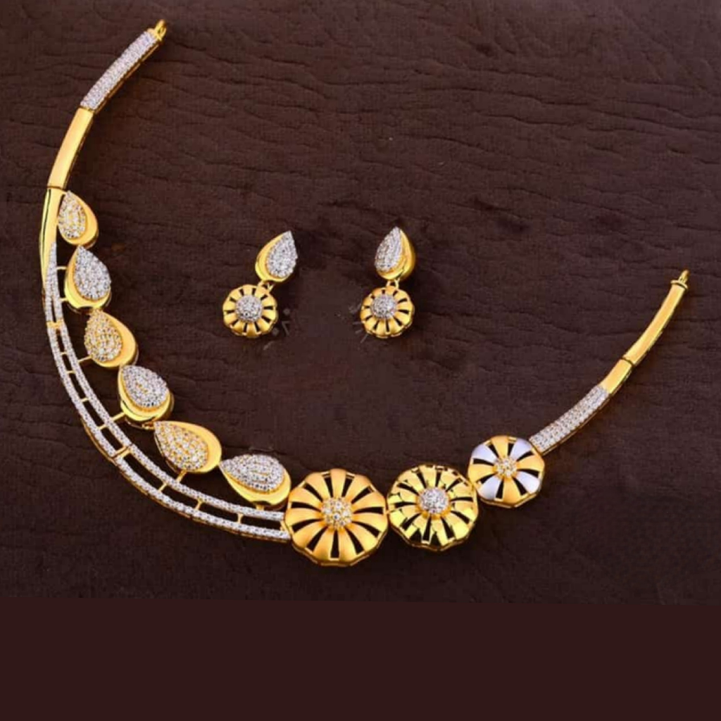 22K Gold Diamond Fancy Set